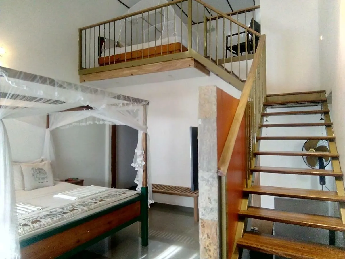 Bed and Breakfast Suriya Arana Negombo